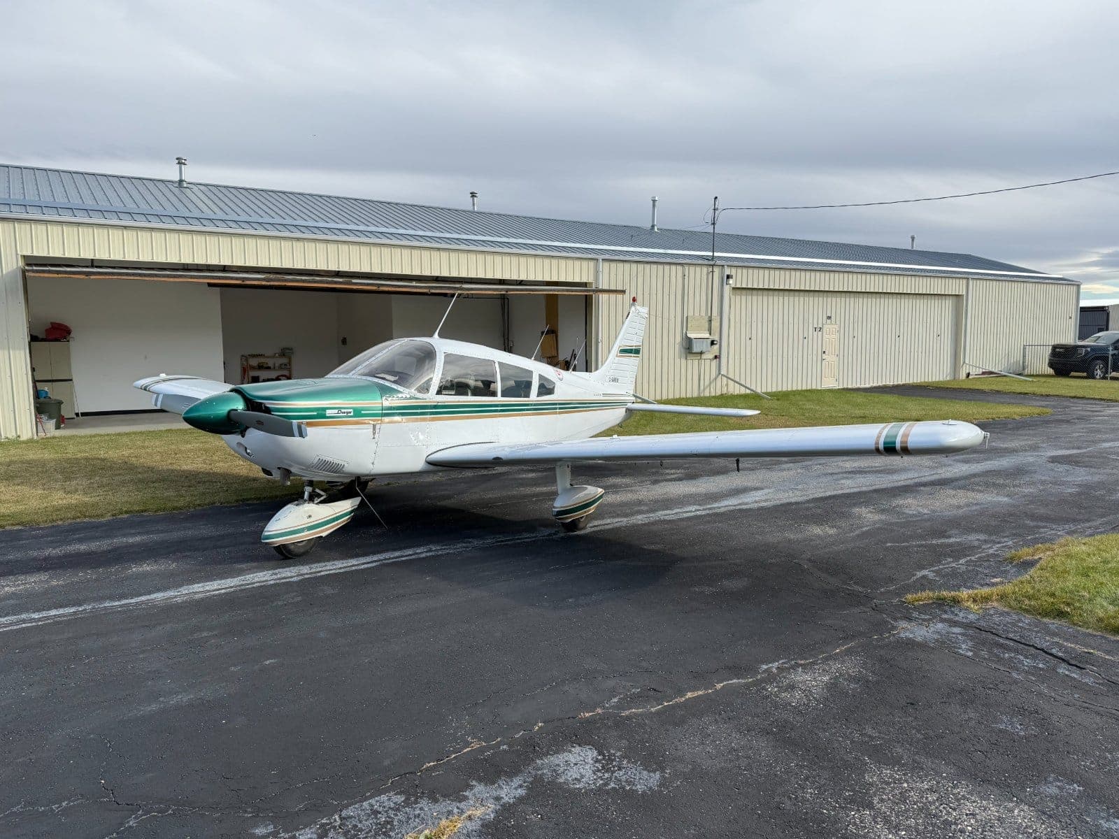 CHEROKEE 235