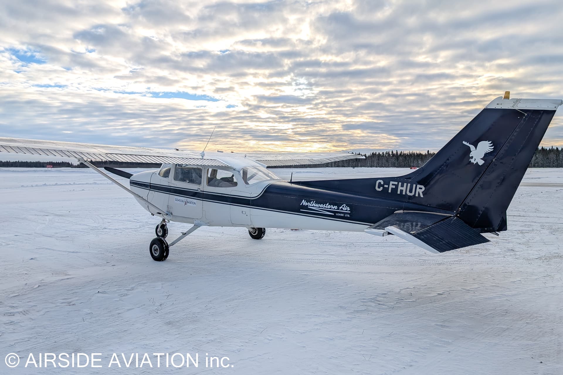 172M SKYHAWK