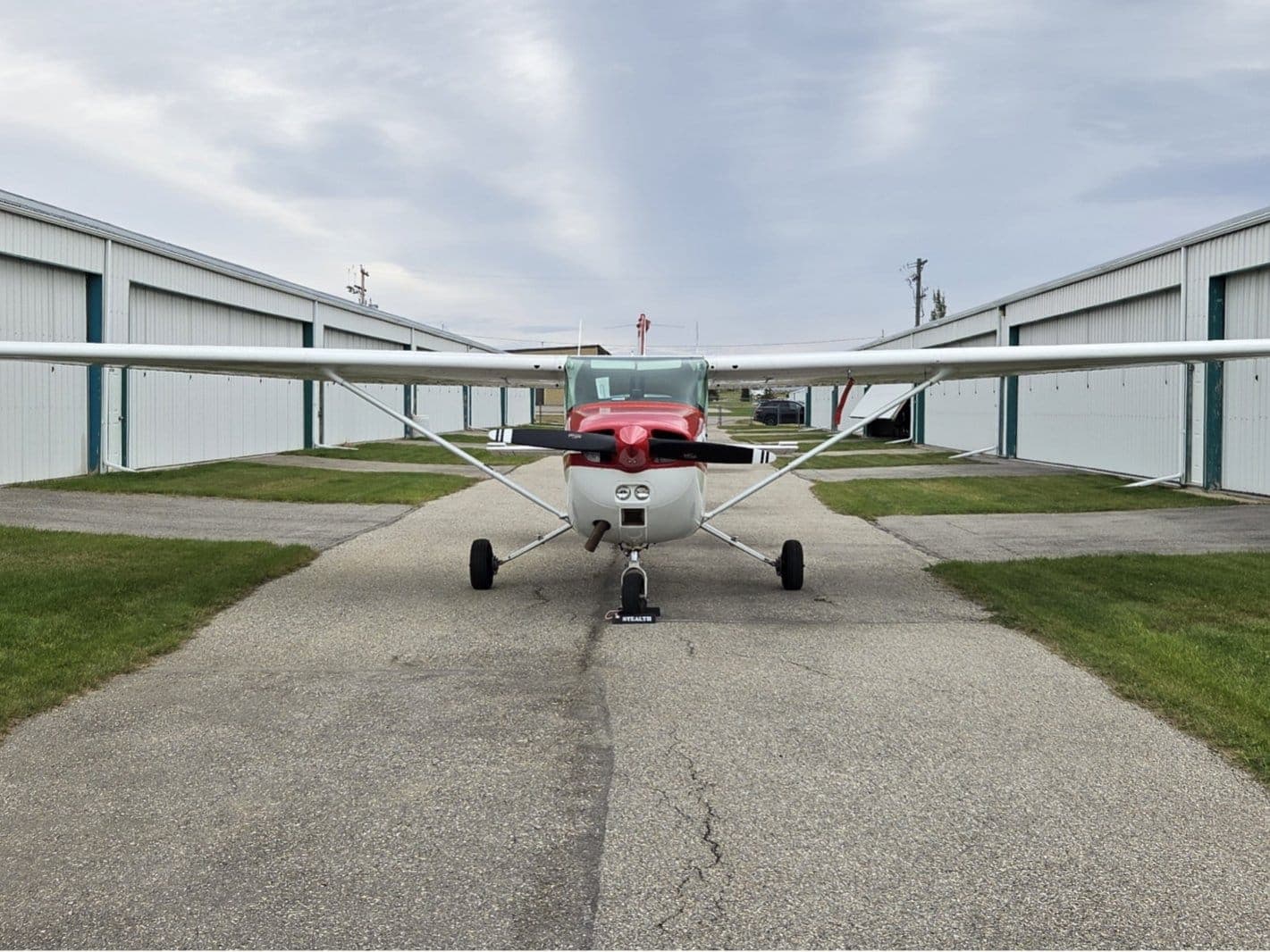 172M SKYHAWK