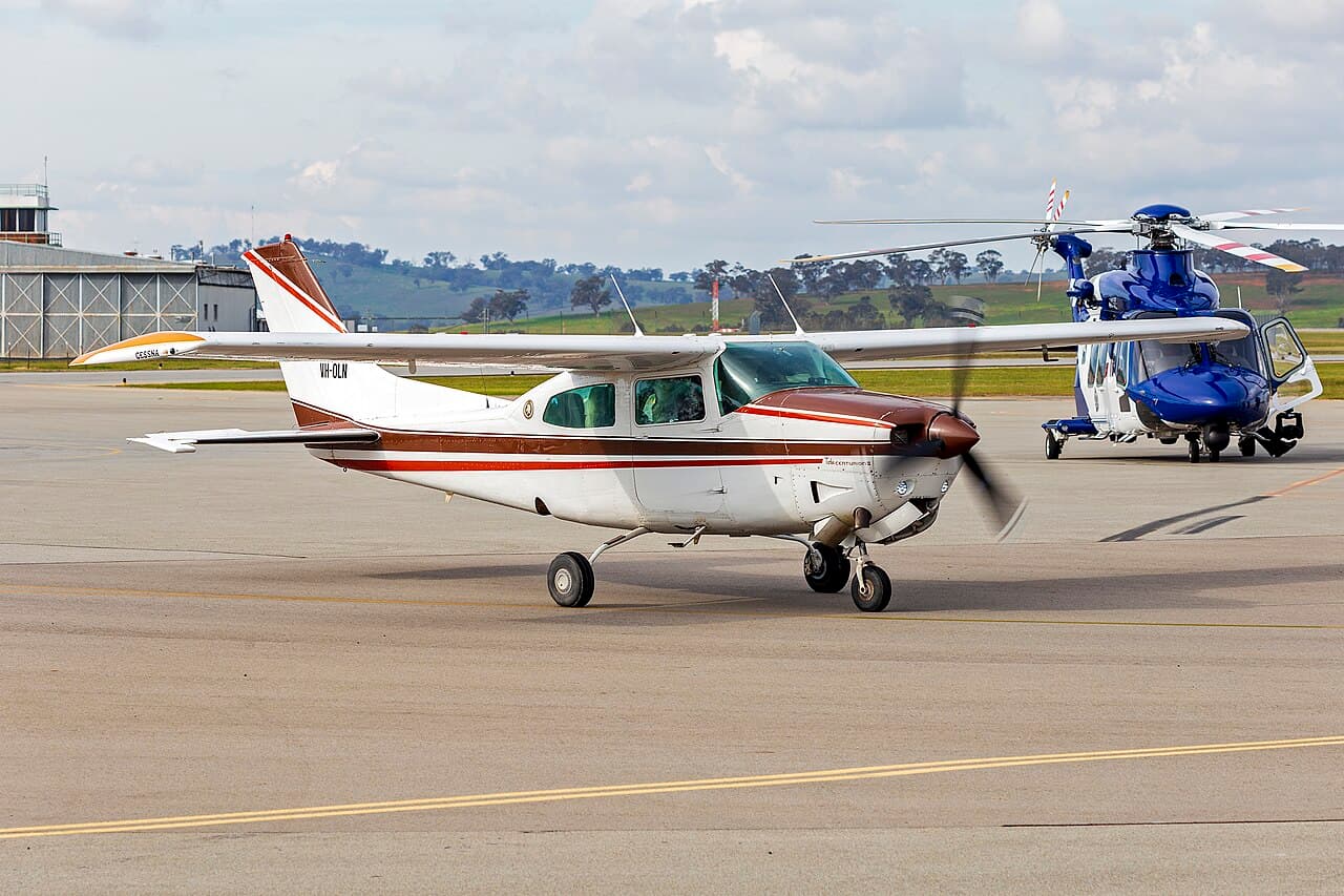 11 Best Planes for a Family of 6: Top Picks for Every Budget