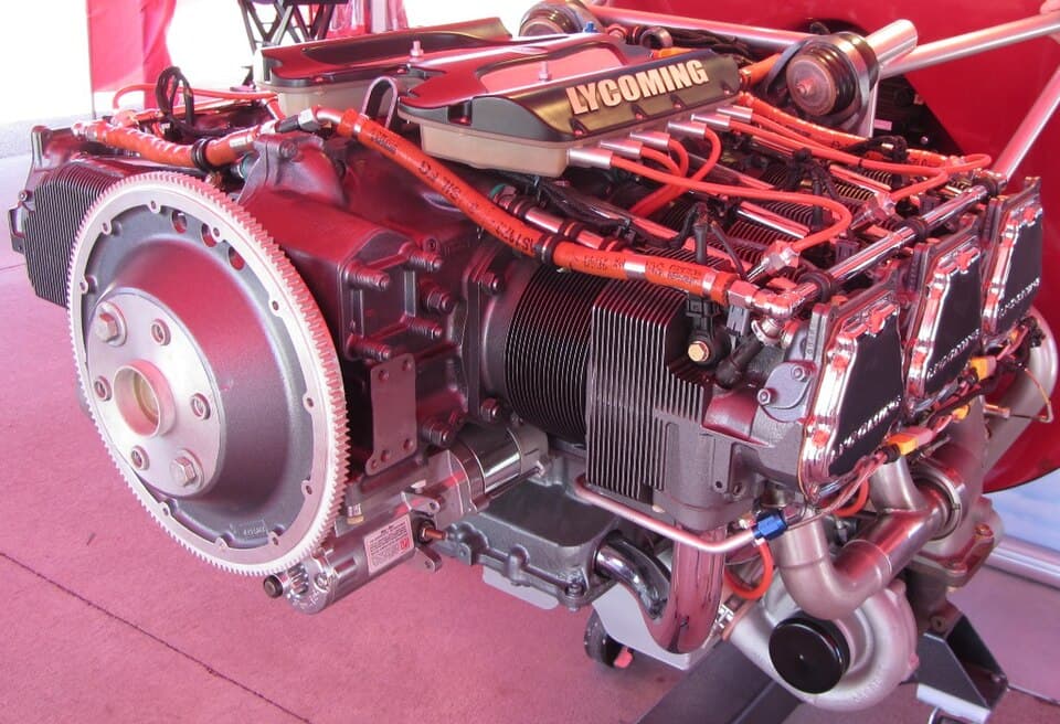 Lycoming IO-540 vs Continental IO-550: Choosing the Right Six-Cylinder Powerhouse