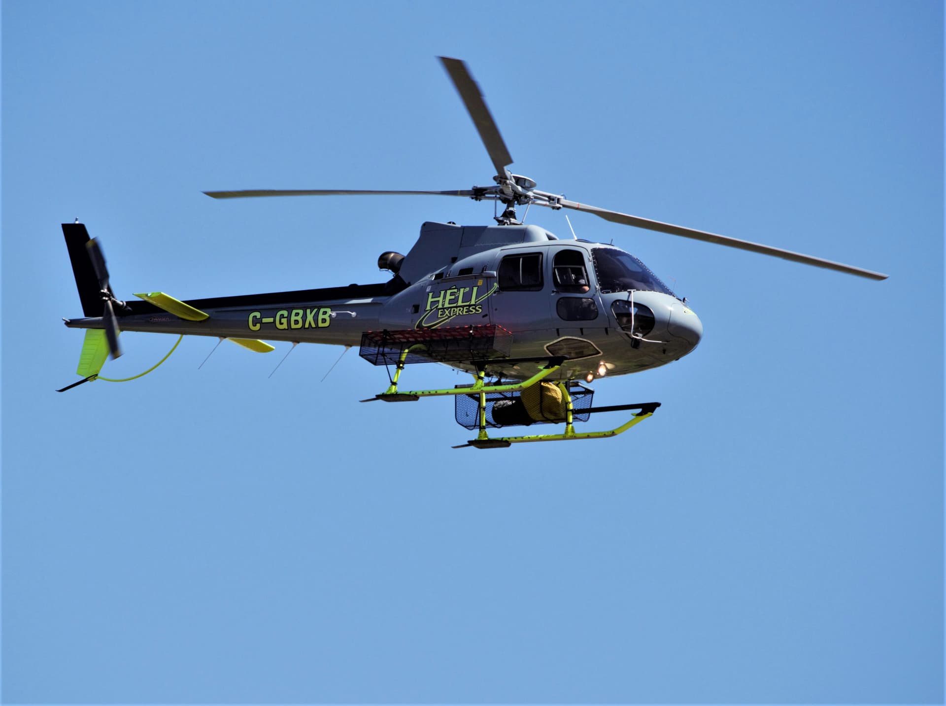 Helicopter vs Plane: Key Differences To Know