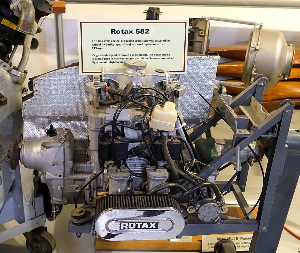 Rotax 912 vs 582: Two-Stroke Simplicity or Four-Stroke Staying Power?
