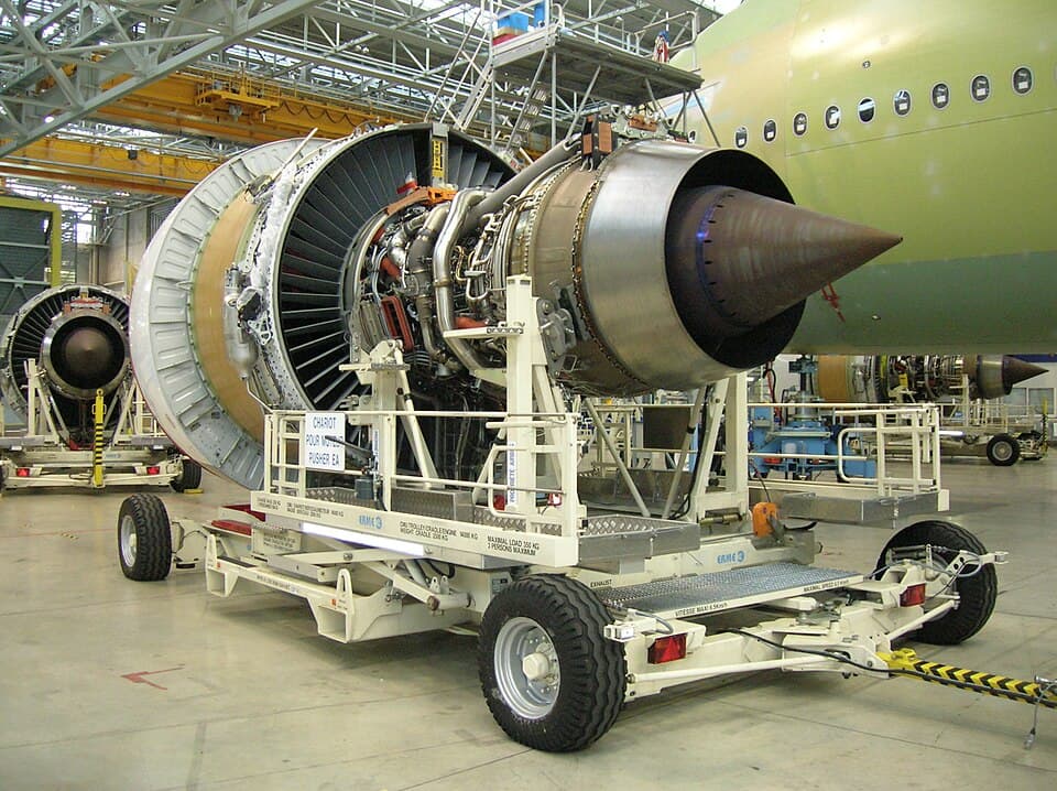 USM vs OEM Aircraft Parts: Cost, Safety, and When Each Wins