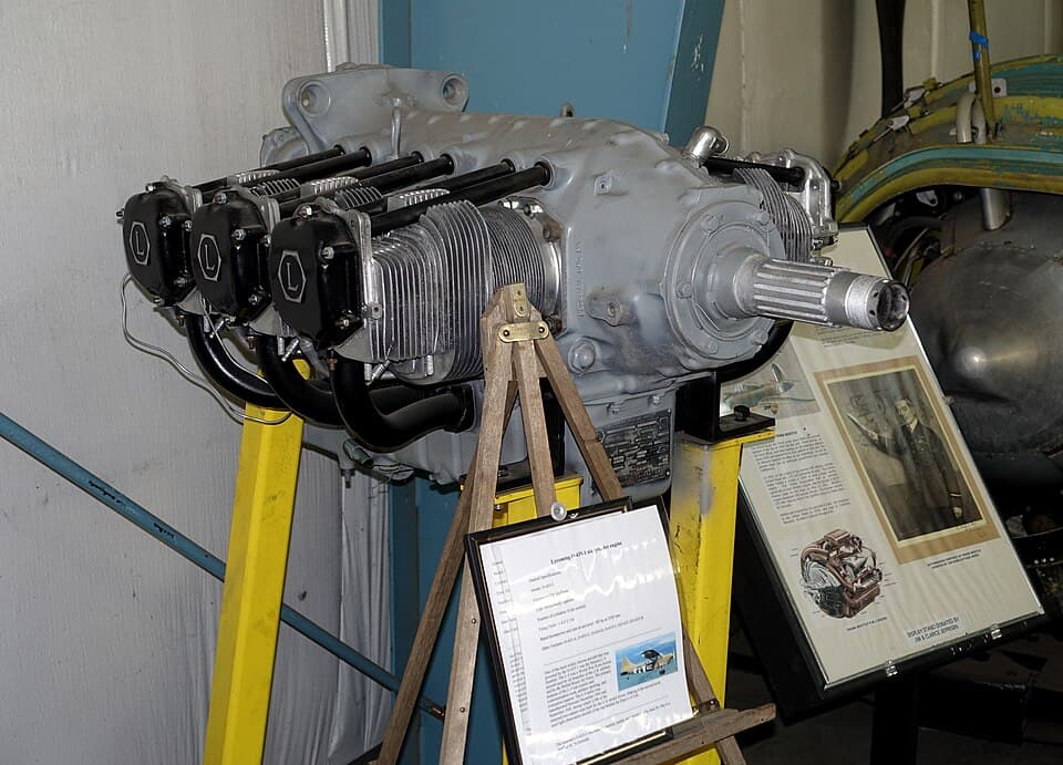Lycoming O-320 vs IO-320: Are Carbureted or Fuel-Injected Aircraft Engines Better?