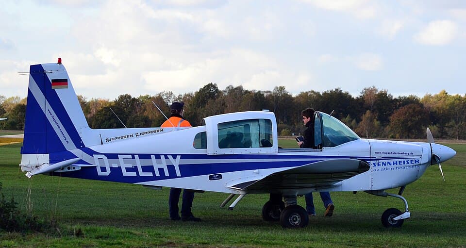 Grumman Tiger vs Cessna 172: Which Four-Seat Single Is Better?