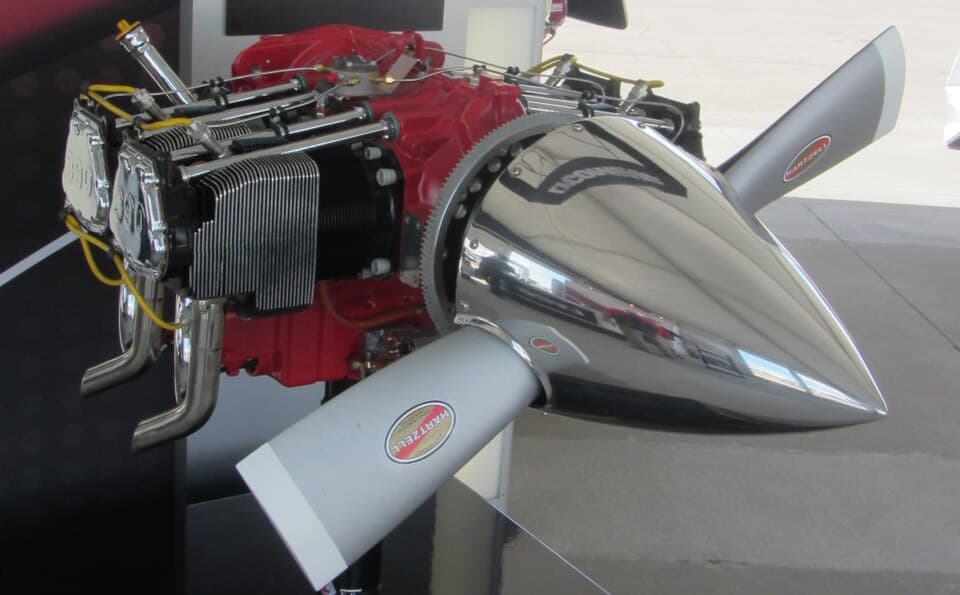 Lycoming IO-540 vs IO-390: Power, Efficiency, and Choosing the Right Piston Engine