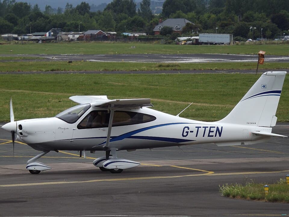Tecnam P2010 vs Cessna 172: Which Four-Seat Single Is Right for You?