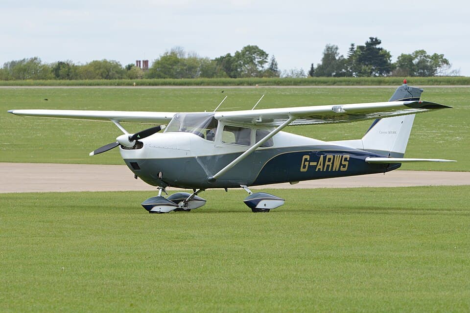 Cessna 175 vs 172: How Do These Classic Trainers Differ?