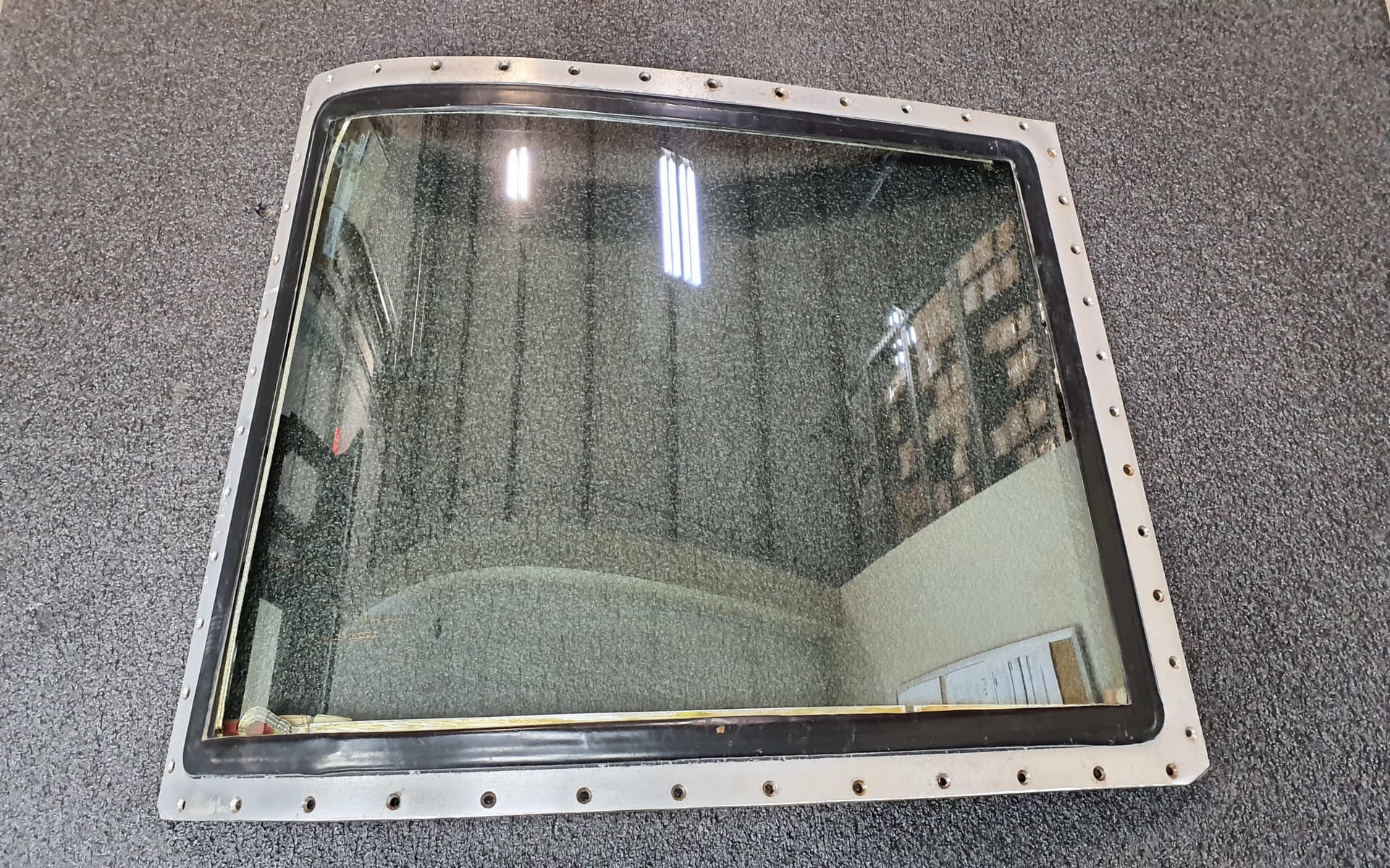 King Air Windshield RH