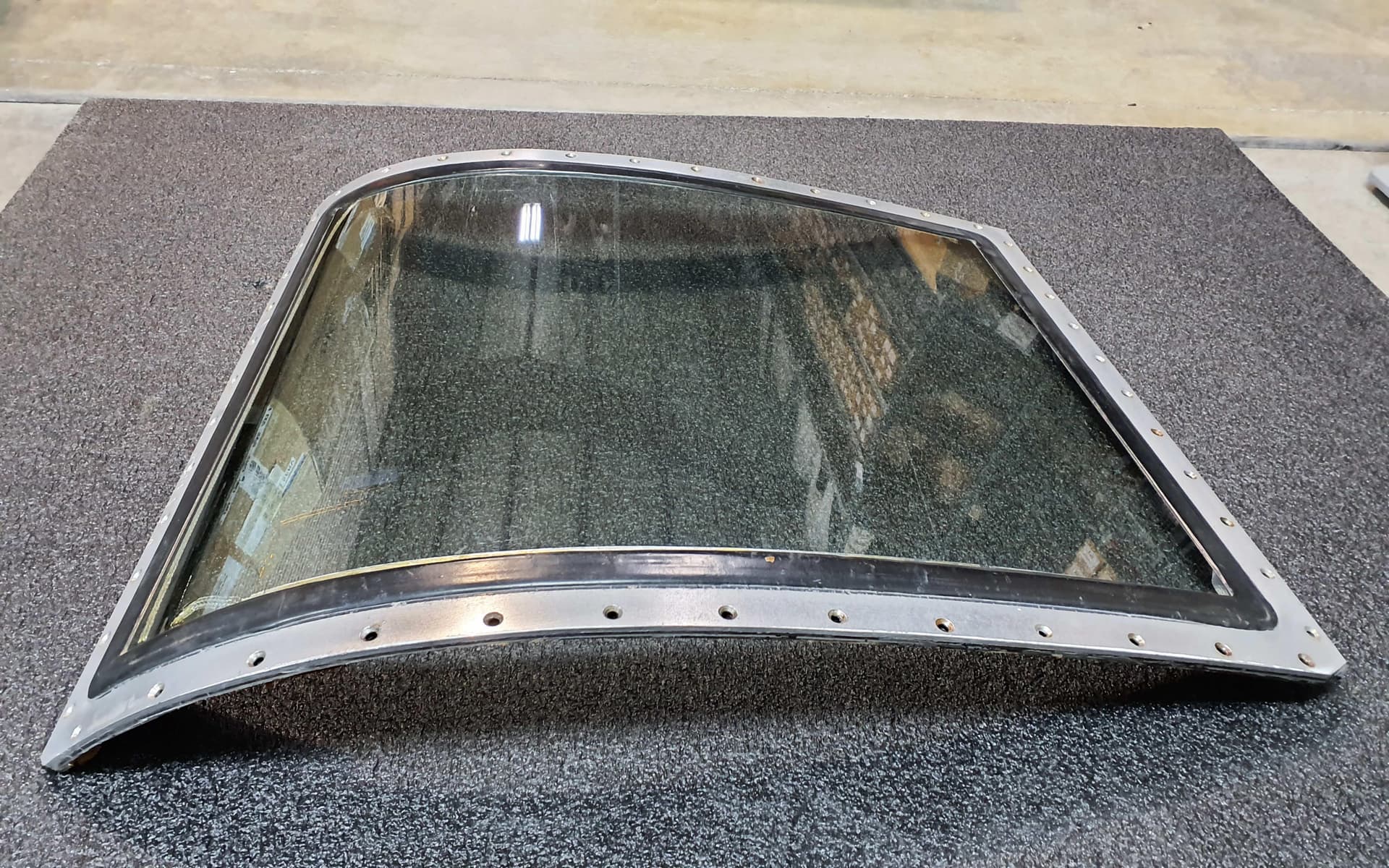 King Air Windshield RH