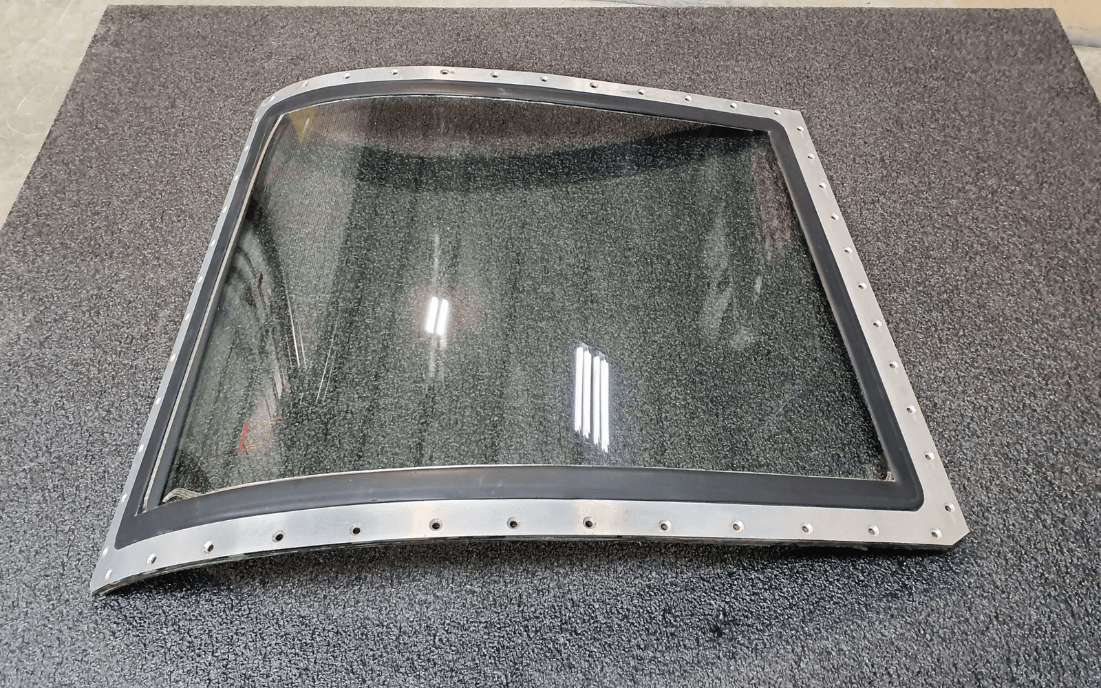 King Air Windshield RH