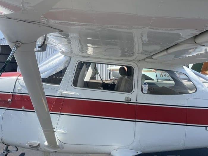 172N SKYHAWK