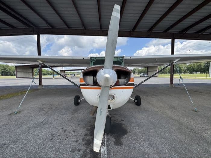172N SKYHAWK