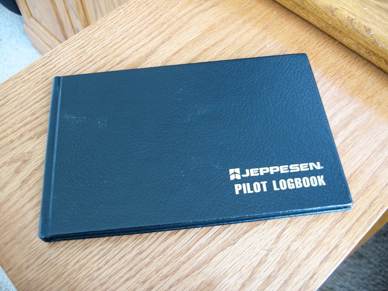 AIRCRAFT LOGBOOK AND MAINTENANCE HISTORY VERIFICATION: WHAT BUYERS NEED TO KNOW