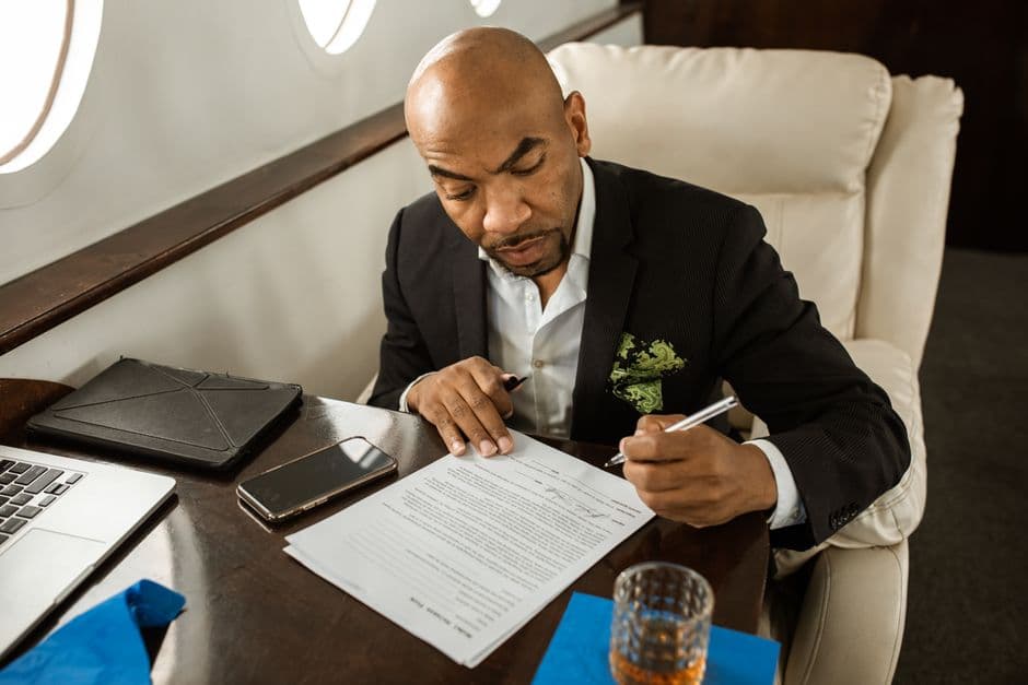 LLC vs Trust: How to Title Your Airplane