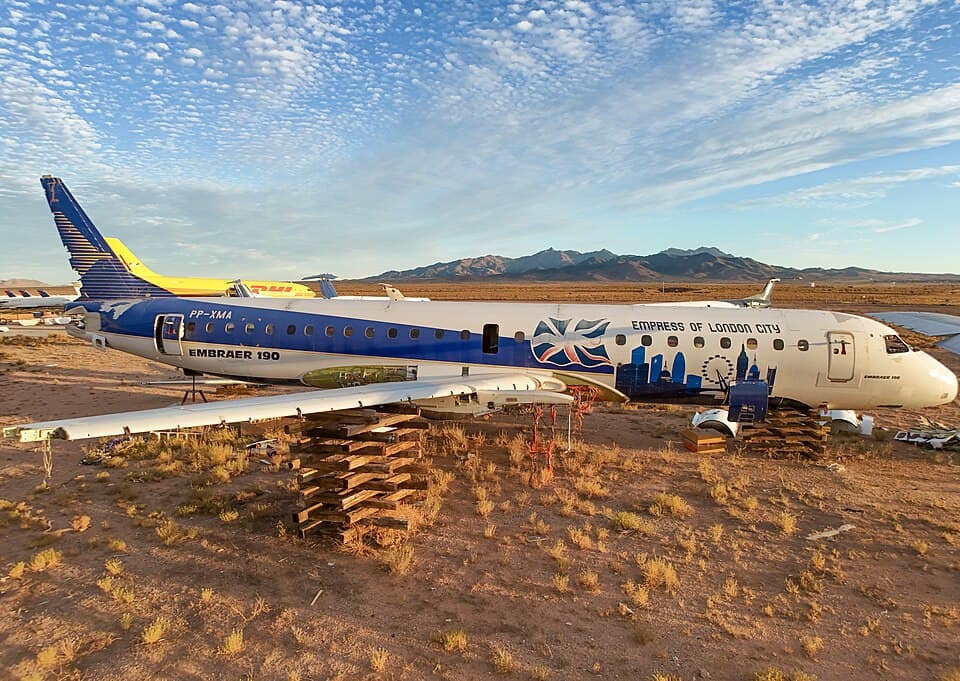 Why Airlines Retire Aircraft Early: The Real Economics Behind It