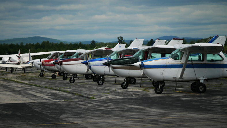 Best Selling Small Planes: Top Aircraft Pilots Prefer Today