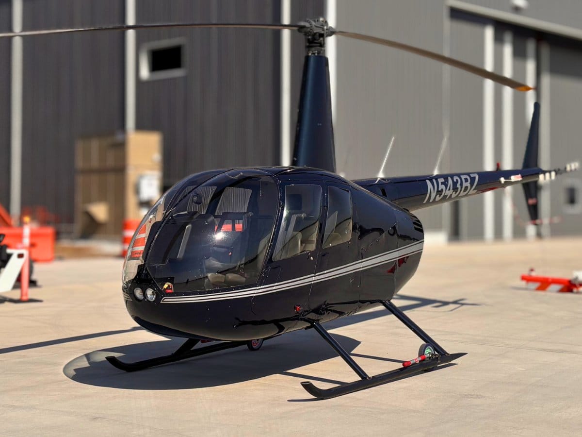 ROBINSON R44 RAVEN II aircraft image
