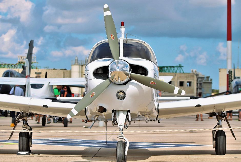 Cessna 210 vs A36 Bonanza: Which to Buy