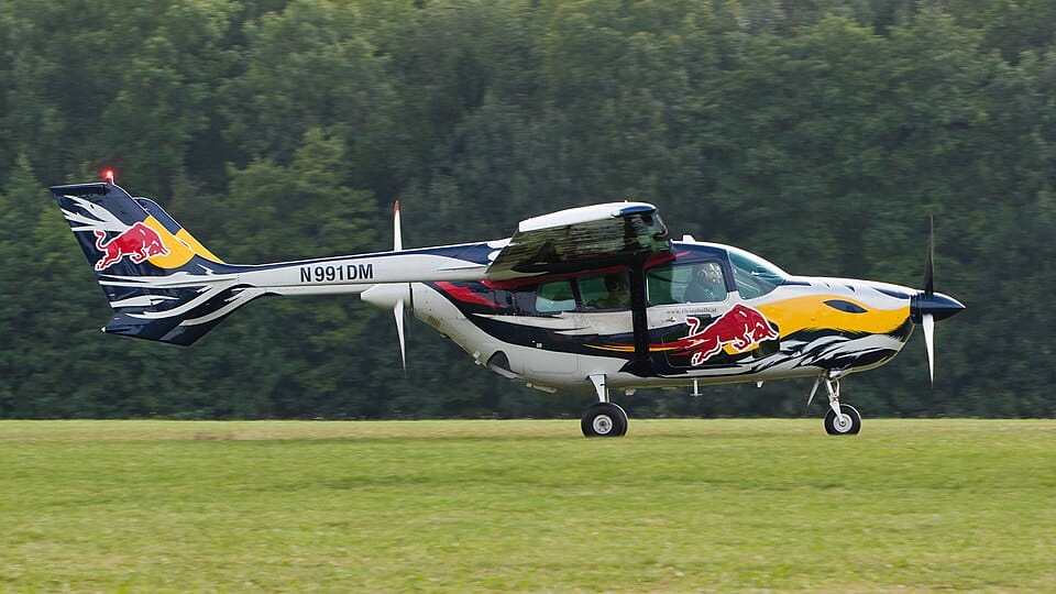 Is a Cessna 337 Skymaster a Cheap Twin?