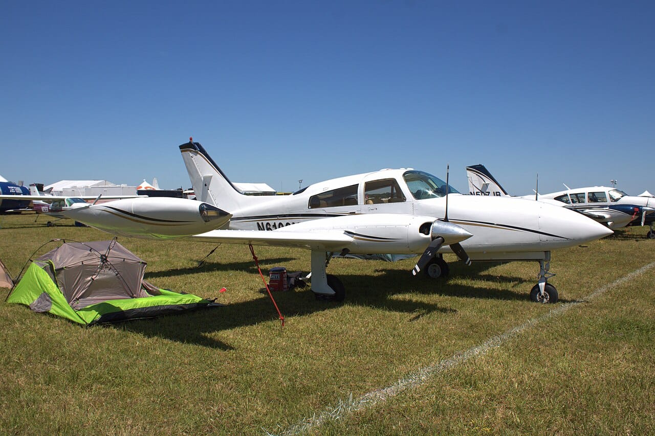 Baron 58 vs Cessna 310R: Which Twin to Buy