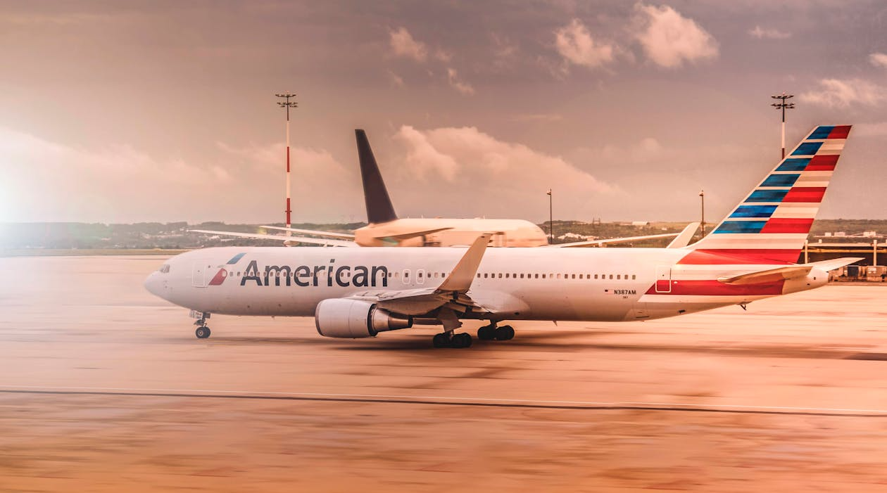 Boeing vs Airbus: A Complete Comparison of Jet Giants