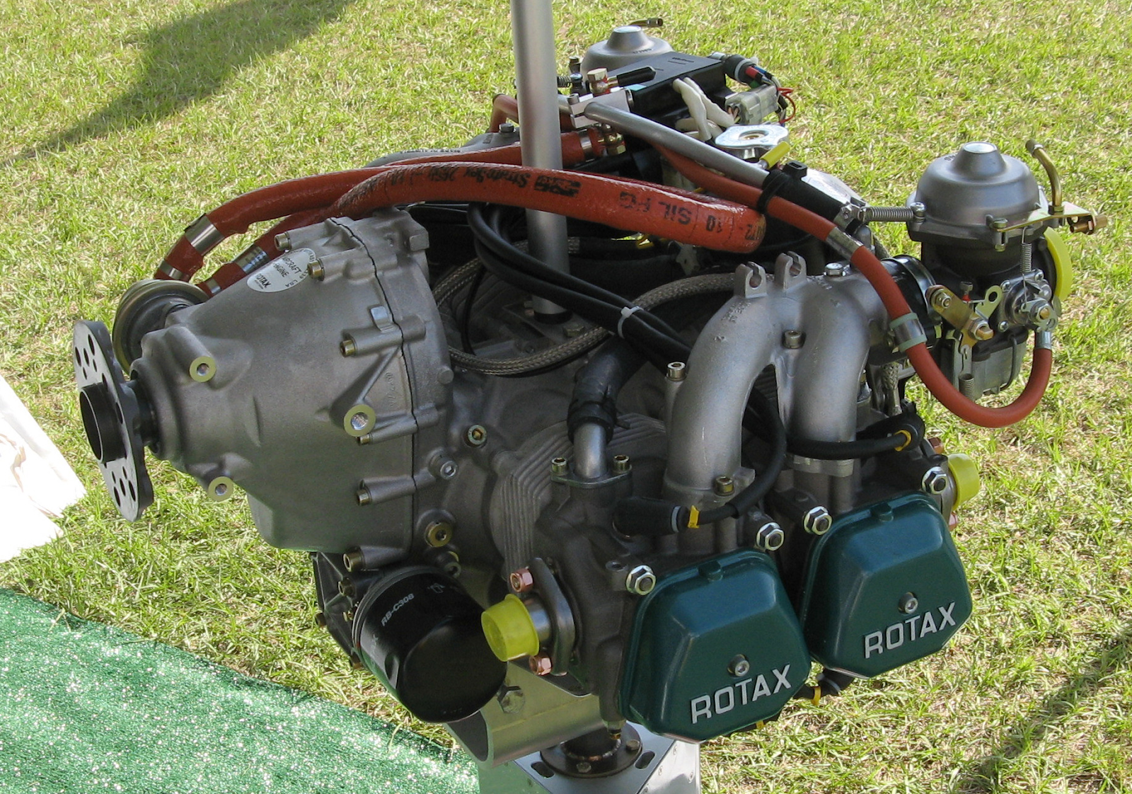 Lycoming O 235 vs Rotax 912: A Comparison Guide