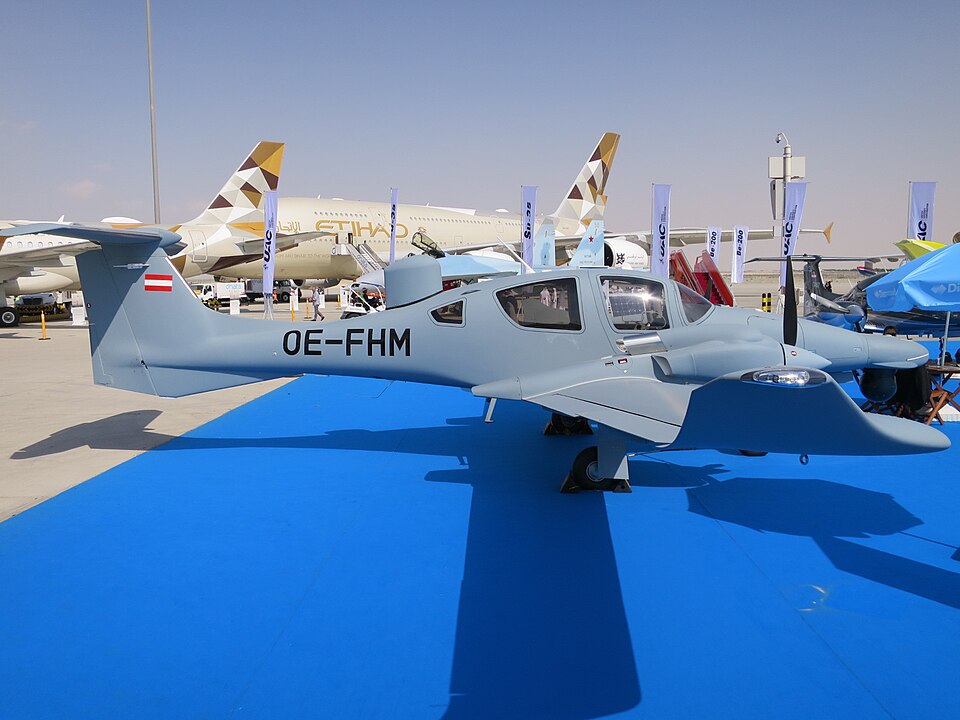 11 Best 6 Passenger Planes for General Aviation Pilots