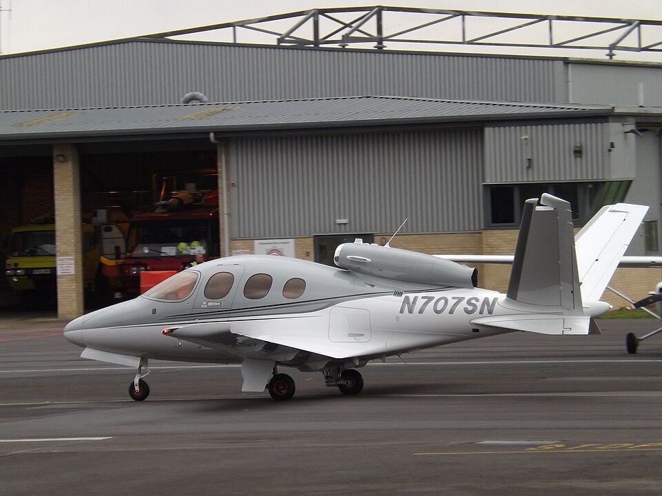 13 Best Small Jet Planes