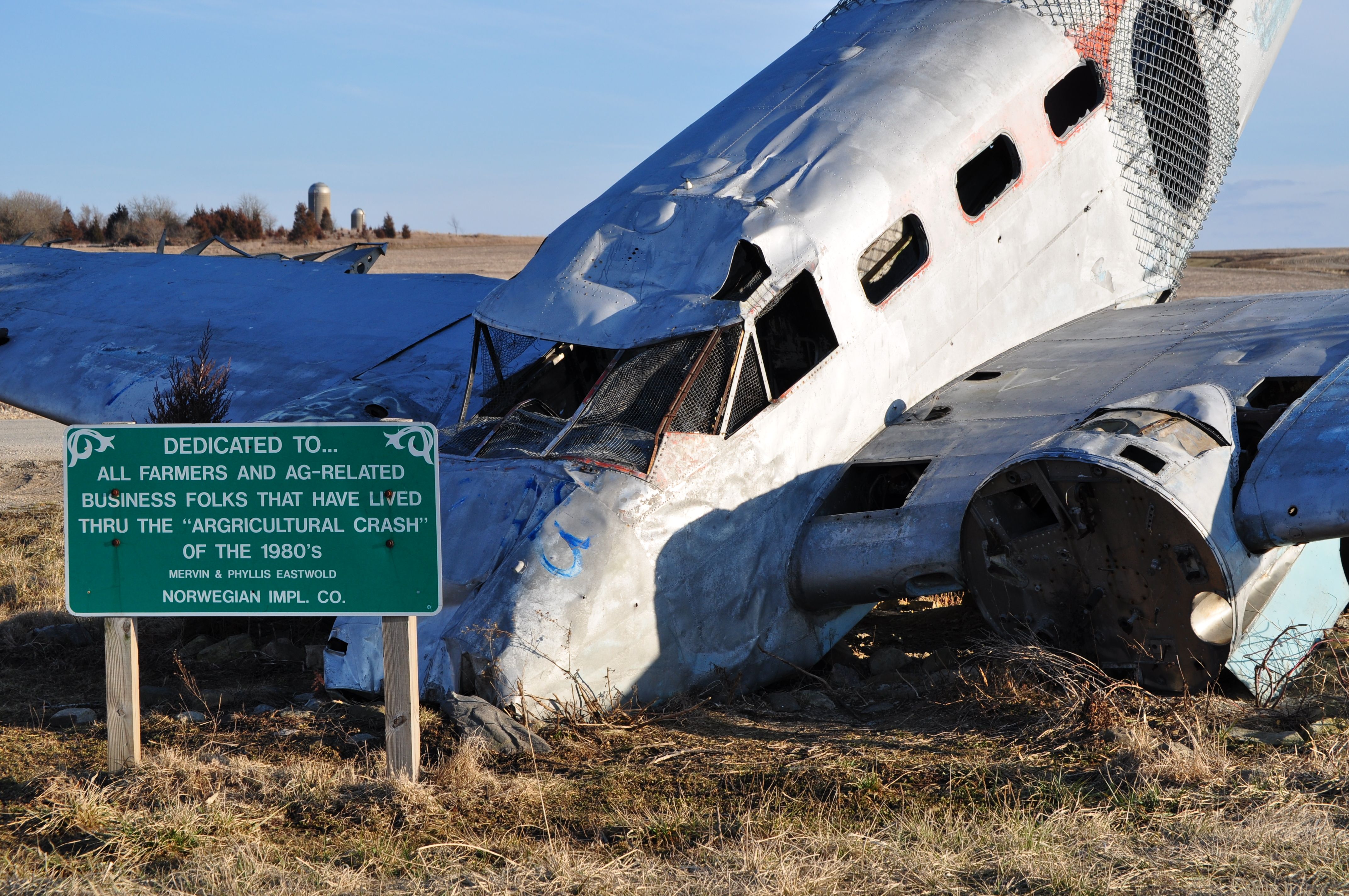 Biggest Plane Crashes in the World: The 10 Deadliest Disasters