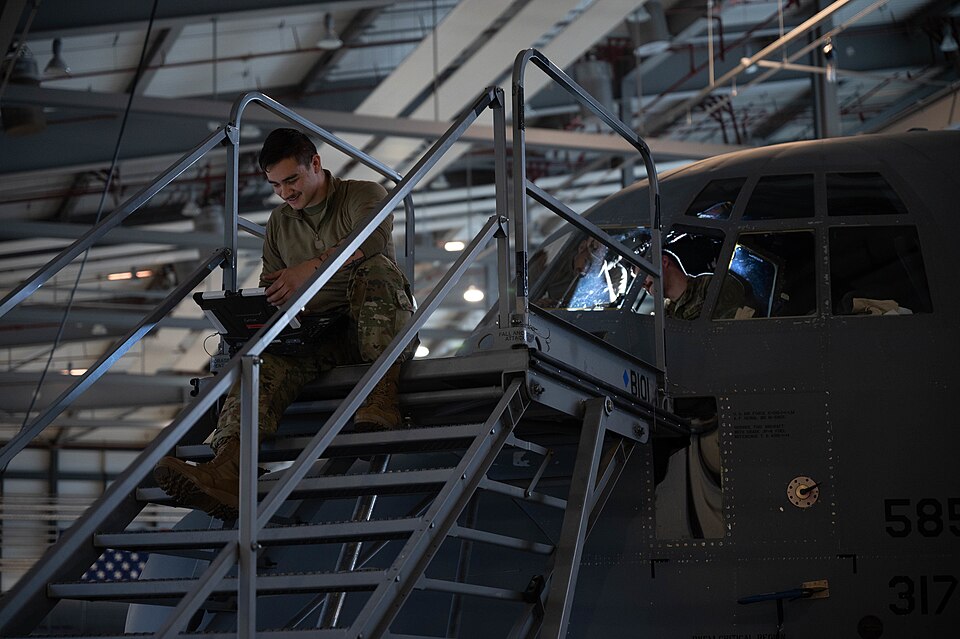 Aircraft Part Condition: What Documents to Expect