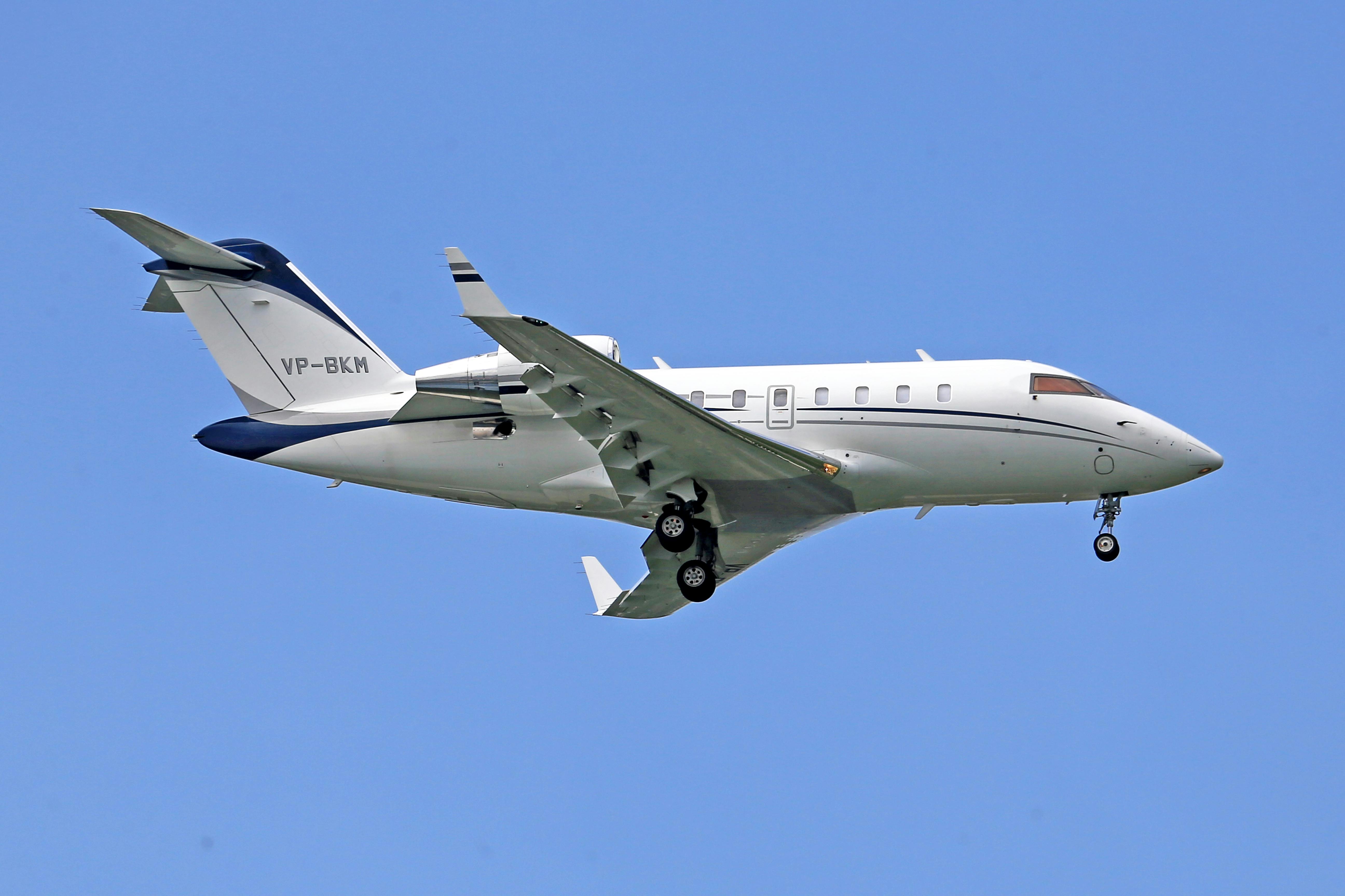 Private Plane vs Private Jet: Key Differences in Speed, Cost, and Comfort