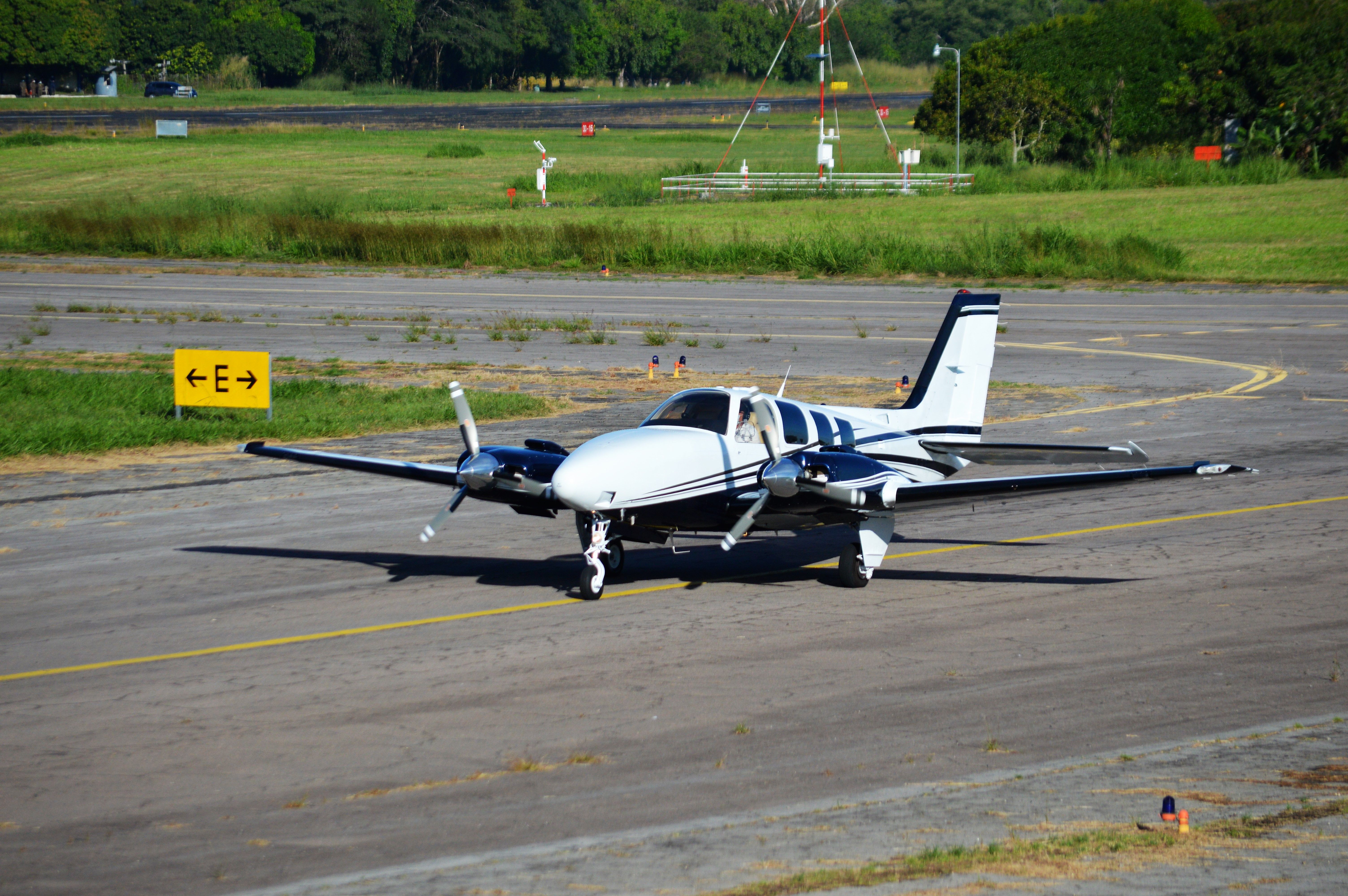 Trade-In vs Private Sale Aircraft: Which Option Pays Off More?