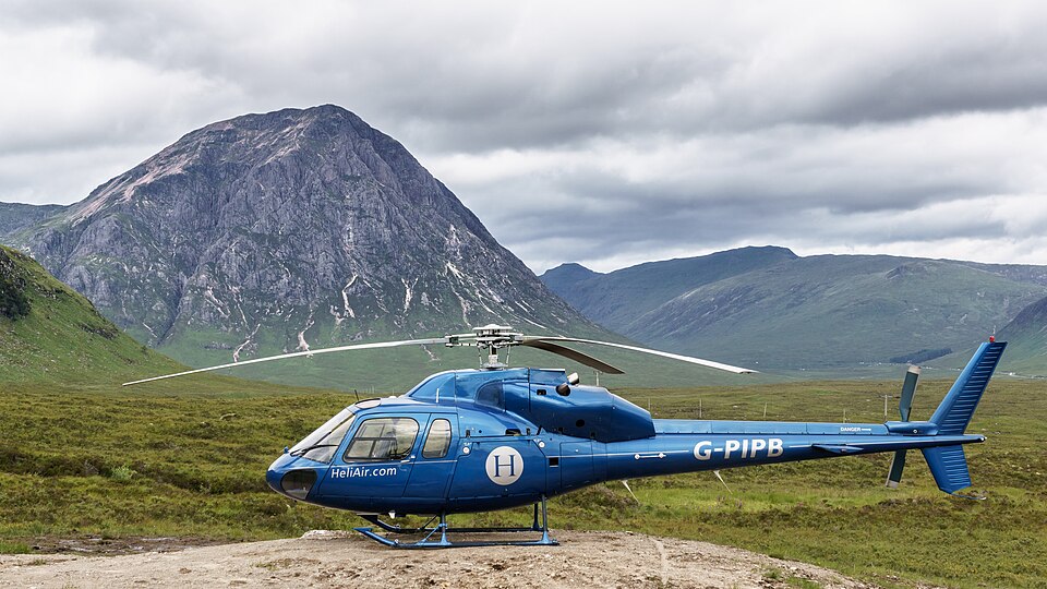 Are Helicopters Safer Than Small Planes?