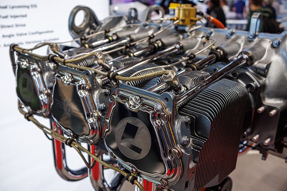 Lycoming Spark Plug Cleaning Guide: Tools, Steps, and Torque Specs