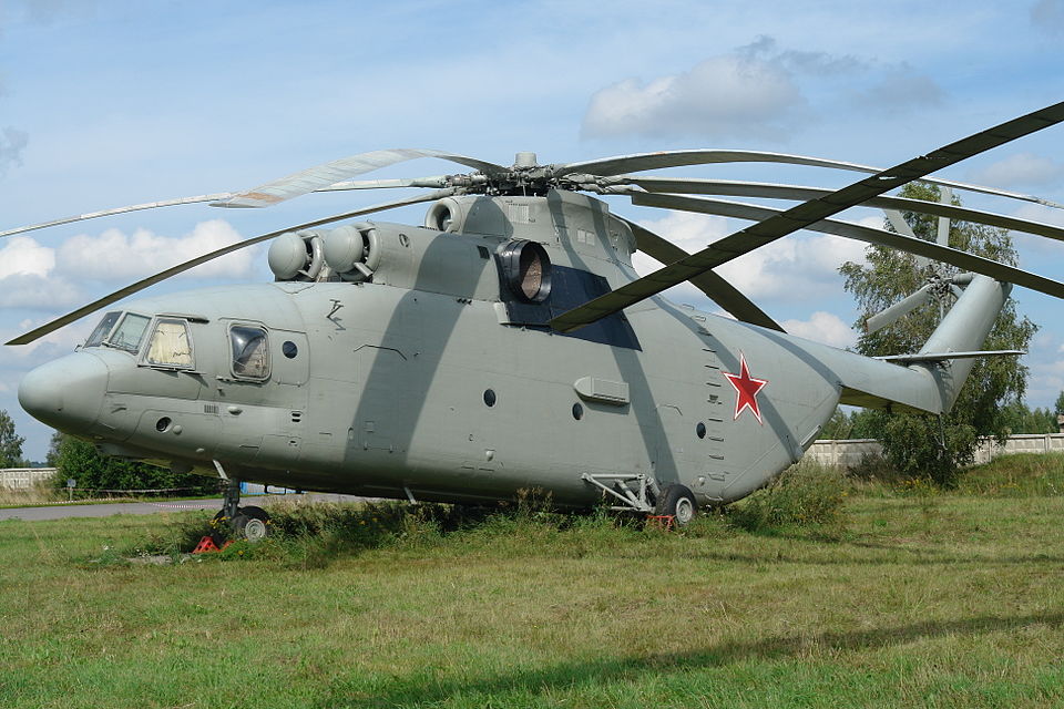 11 Best Cargo Helicopters Built to Move Heavy Loads