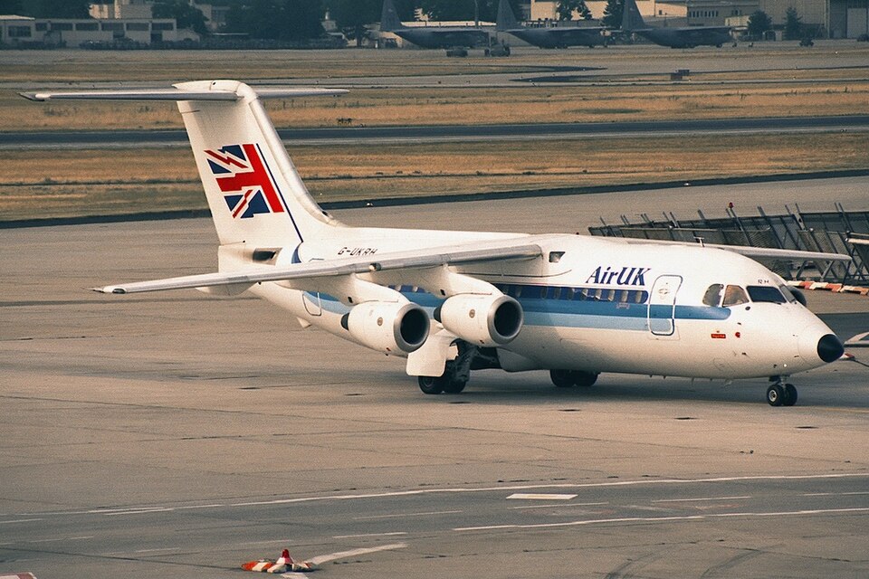 7 Best Small 4 Engine Planes: Rare Four-Engine Aircraft