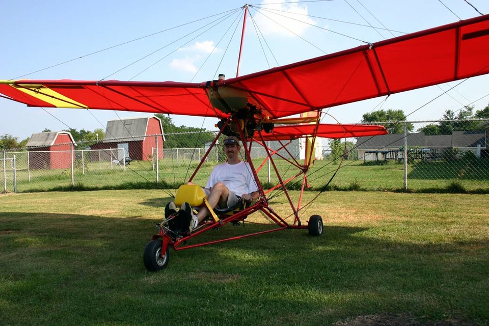 Small Planes That Don't Require a License: Rules and Top Picks