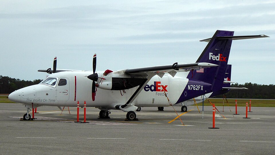10 Best Small Transport Planes: Reliable Workhorses That Deliver