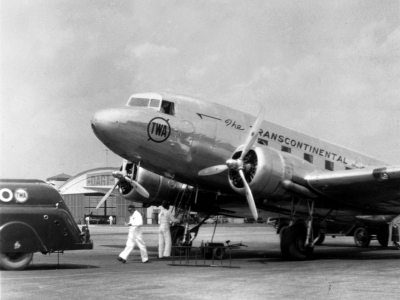 What Determines a Commercial Aircraft's Value: 9 Key Factors