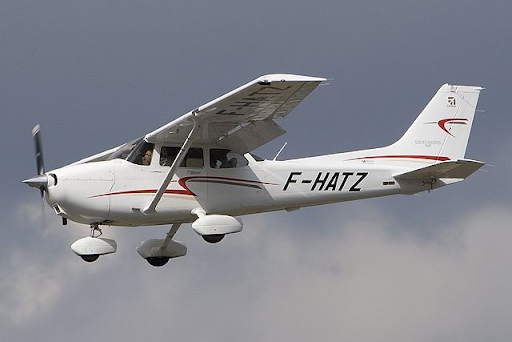 Buying a Flight School Cessna 172: Smart or Risky?